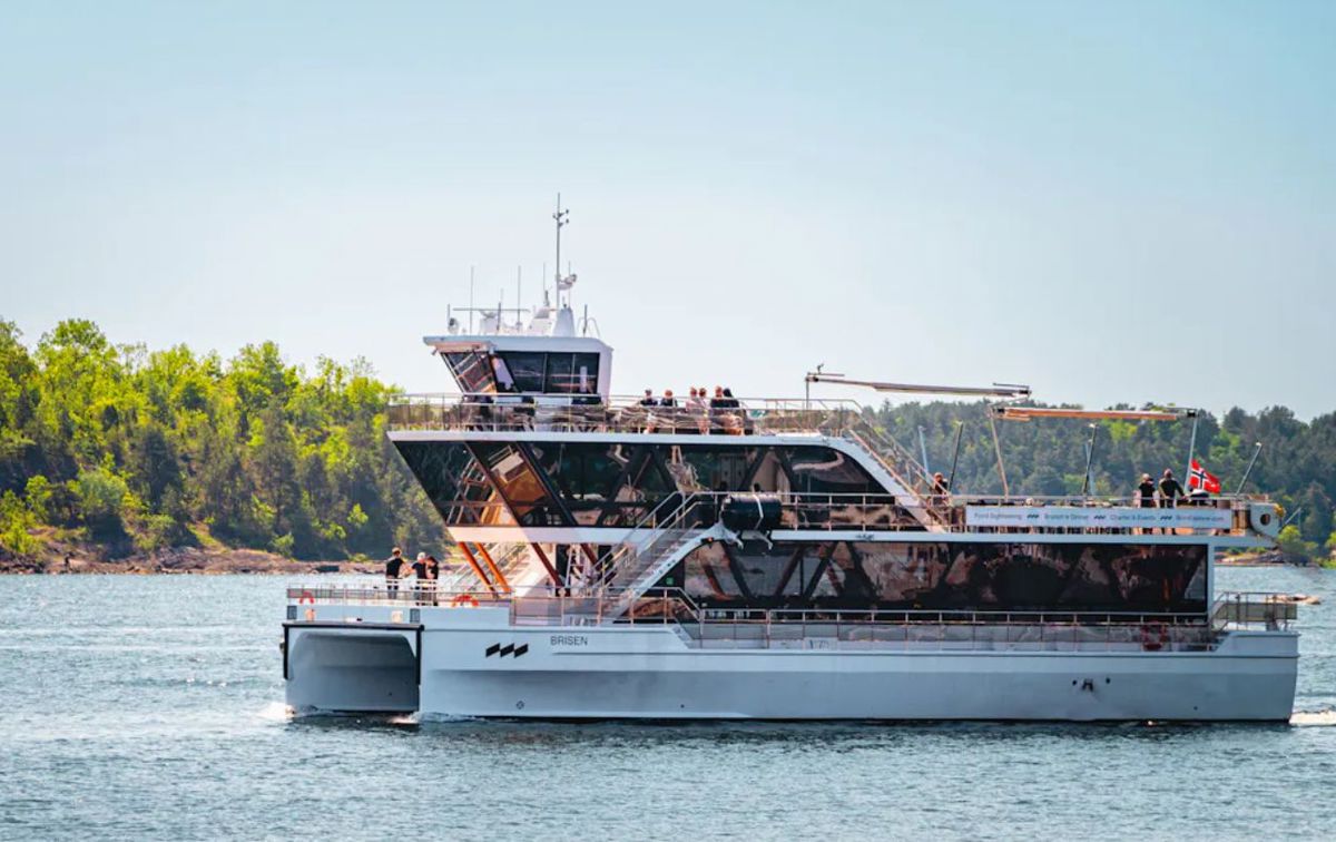 MS Brisen på Arendalsuka
