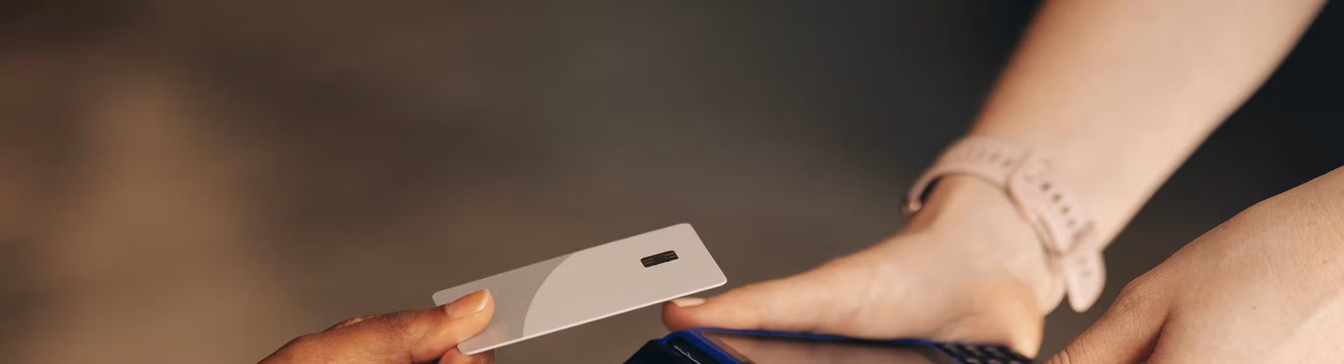 Finn ut mer om kredittkort og lån